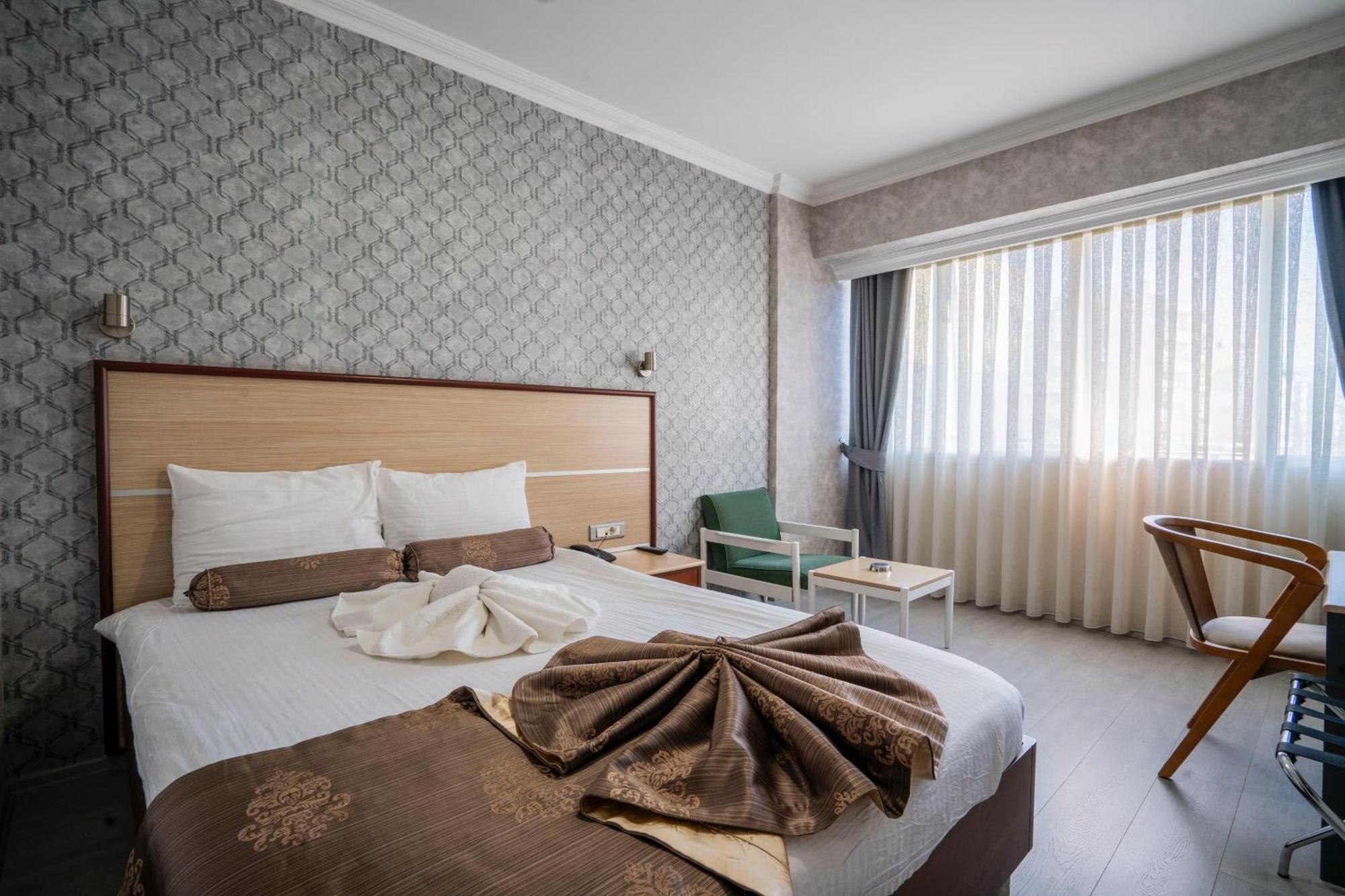 Halley Otel Denizli  Buitenkant foto